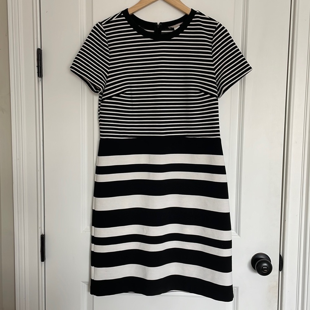 LOFT Women’s Crewneck Striped MIDI Dress Black/White 10